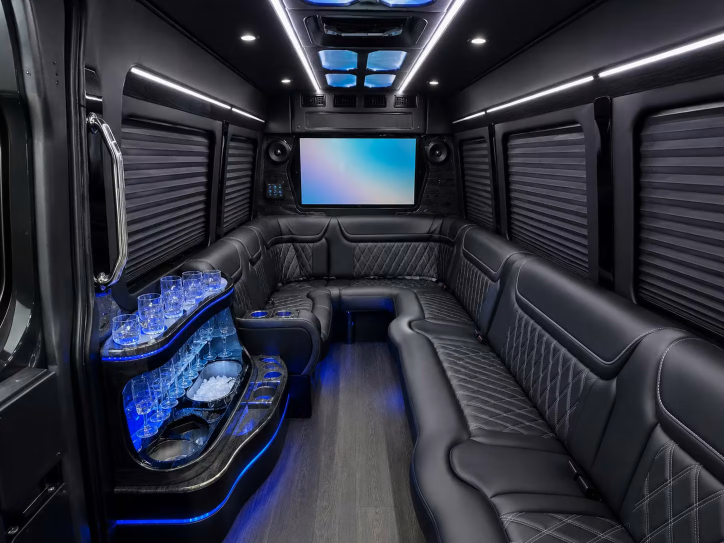 corporate retreat and team building transportation out of gresham