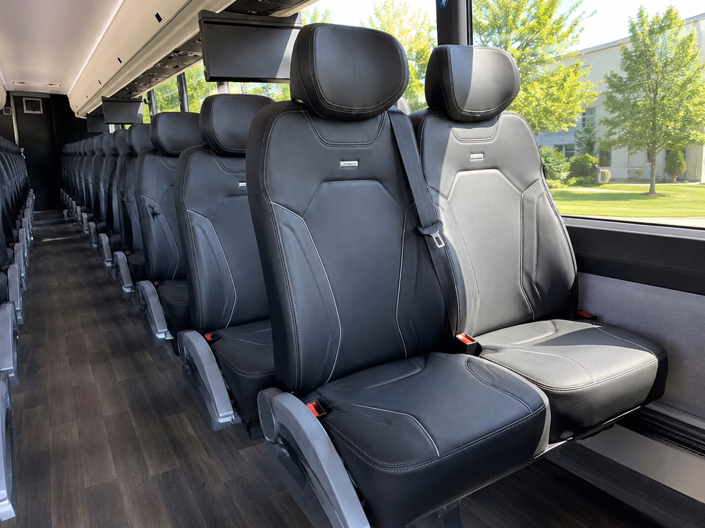 fan bus rentals to portland trail blazers and timbers games