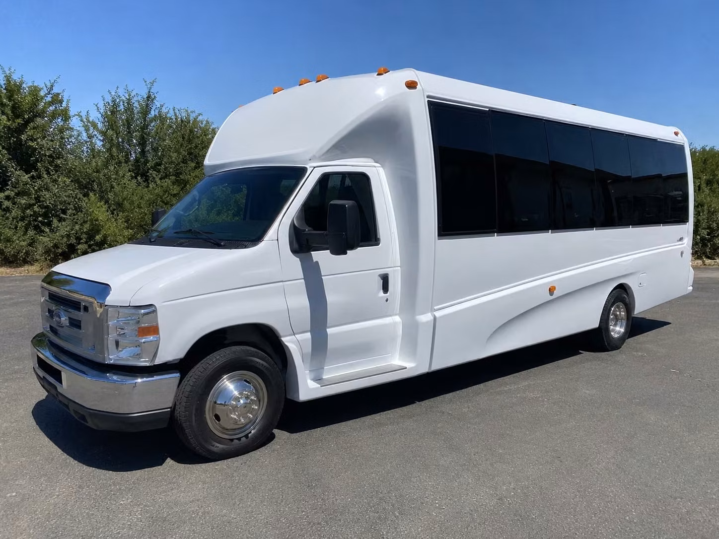 gresham prom party buses the most popular choice for a reason
