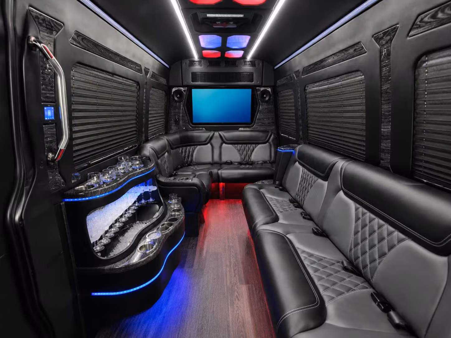 we help you compare buses for gresham youth group trips and mission travel