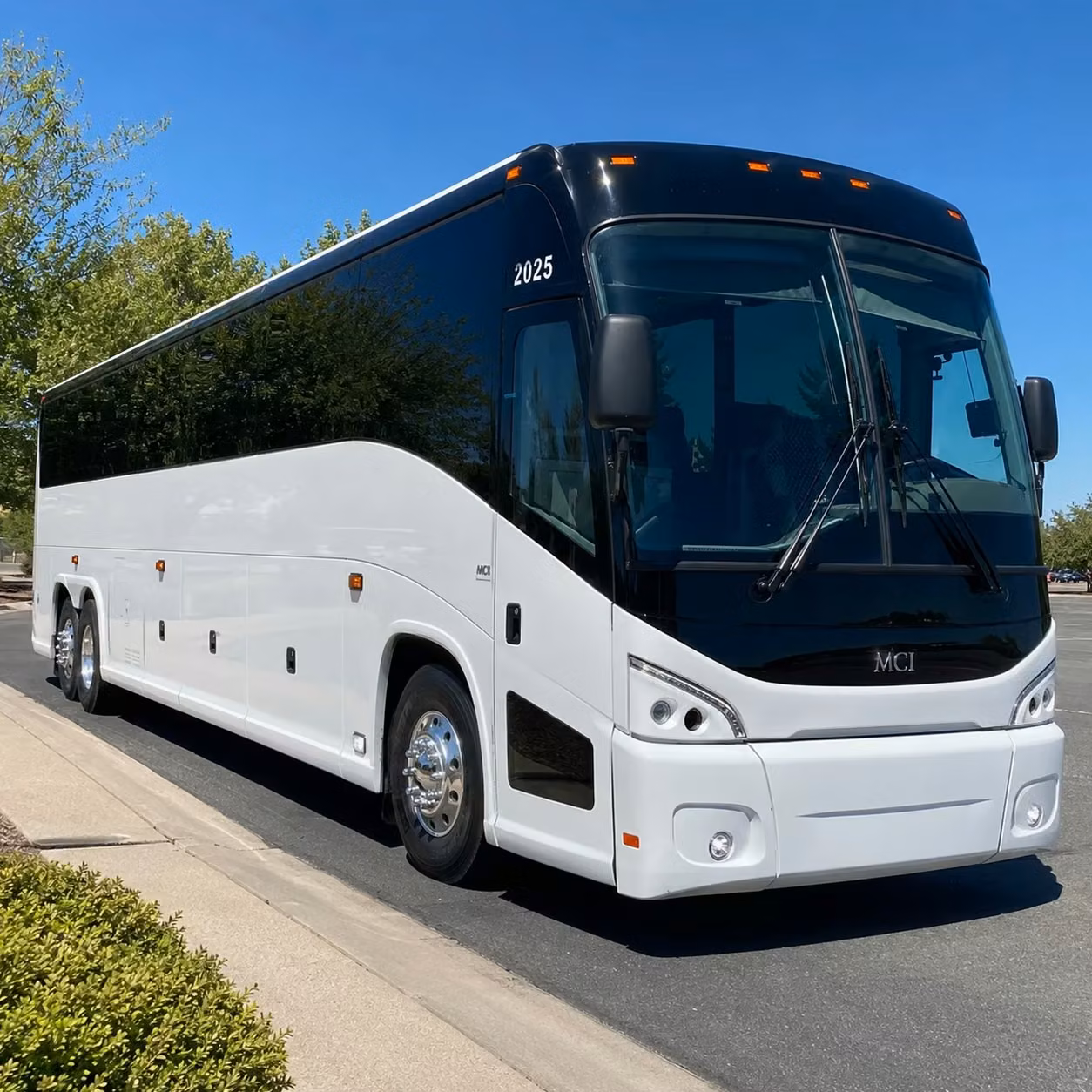 what makes long distance bus travel the smart choice for gresham groups